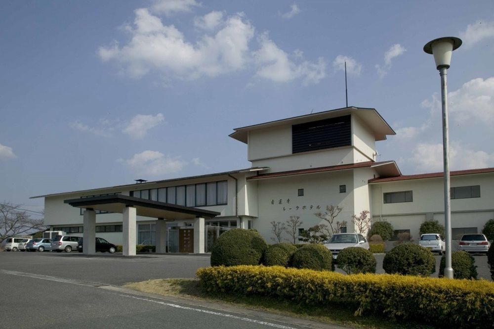 Nabari Shorenji Lake Hotel מראה חיצוני תמונה